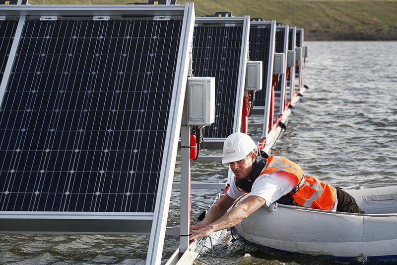 Aanleg geluidsscherm met zonnepanelen langs de A 50