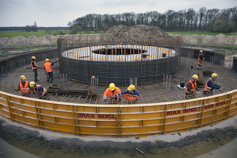 Aanleg geluidsscherm met zonnepanelen langs de A 50